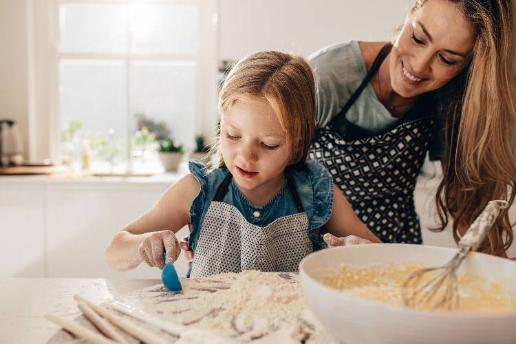 11 recetas muy sencillas que los niños pueden preparar solos y comenzar a  ganar autonomía en la cocina